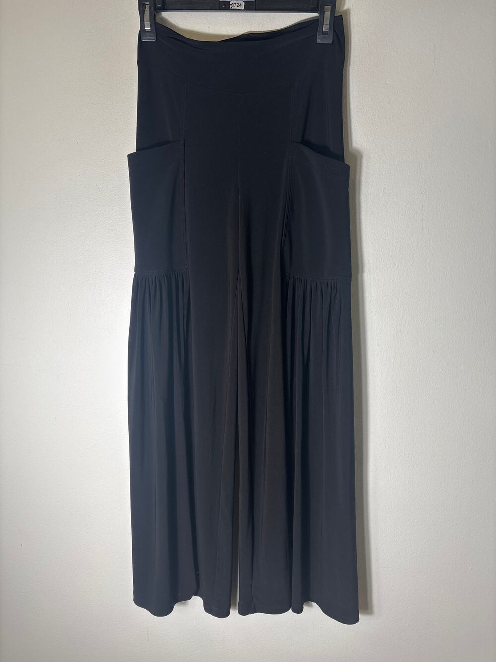 Last Tango Black Wide LEg Flowy Pull On Pants Sz 4